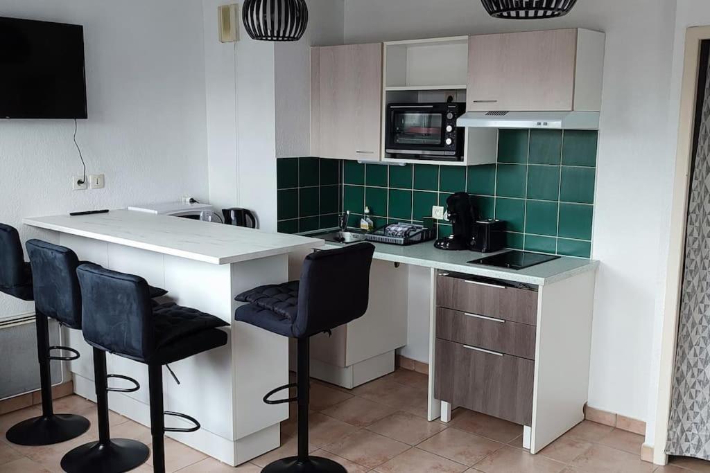 Appartement Face A La Gare Annemasse Exterior photo